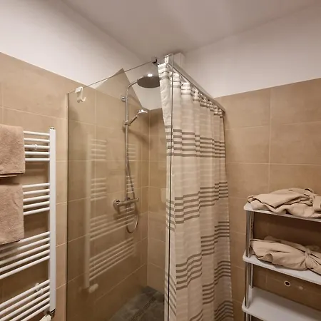 Exclusive - Free Parking *