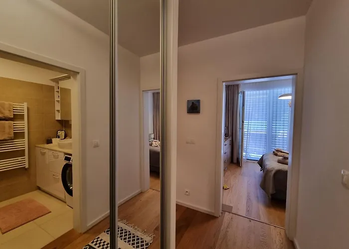 Exclusive - Free Parking