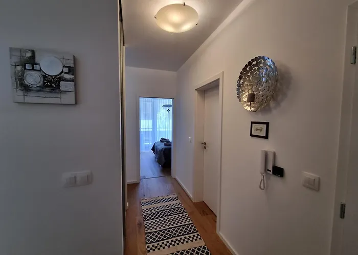 Exclusive - Free Parking * Pressburg