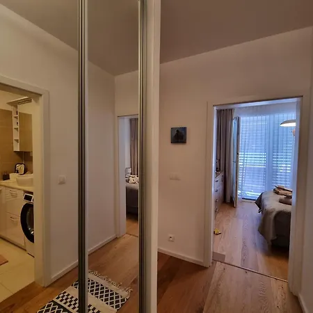 Exclusive - Free Parking